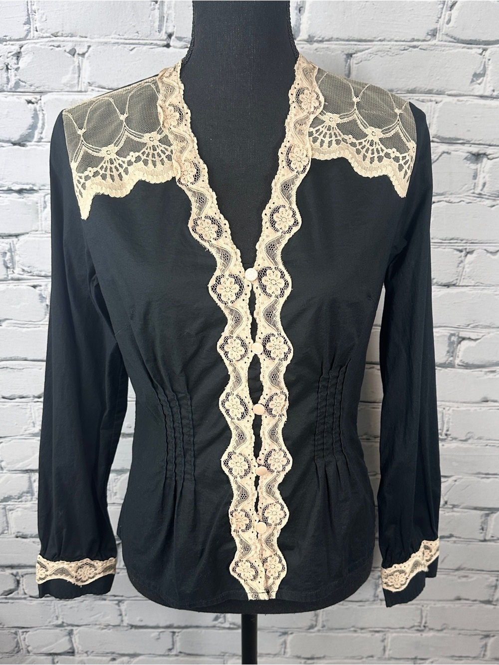 Vintage Odille Lace Button Up Long Sleeve Blouse Top Size 8 Black Y2k Whimsygoth